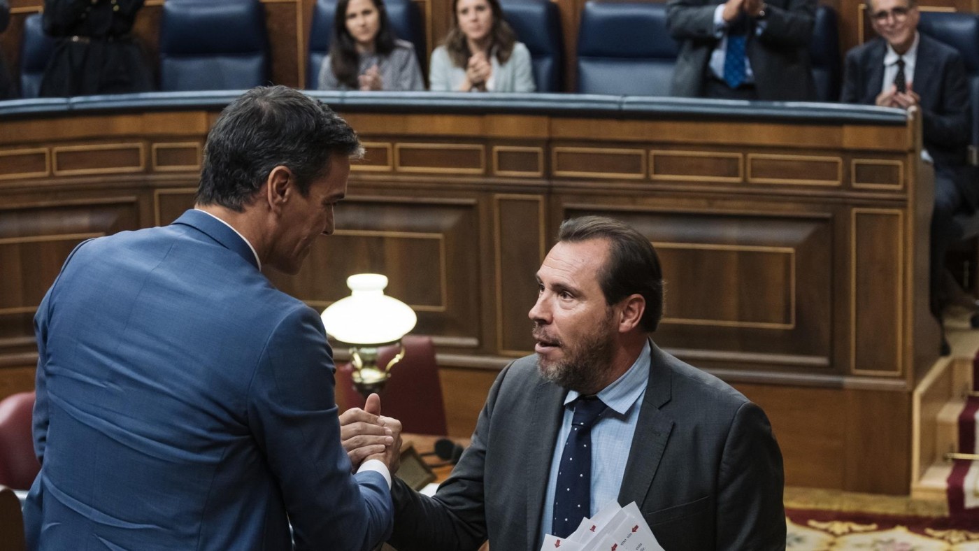 Oscar Puente (PSOE) a Feijóo: "Ni es usted presidente ni es de fiar"