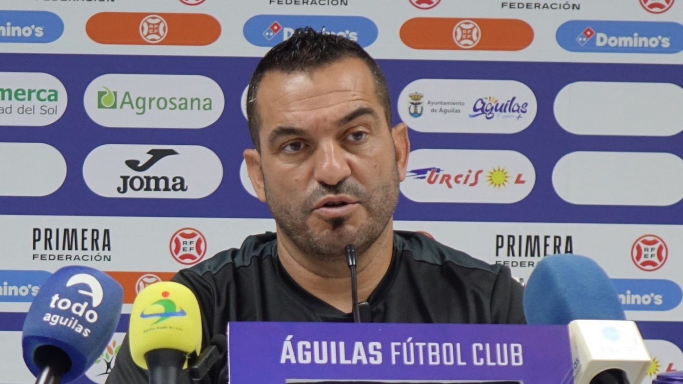 Adrián: "Nos falta estabilidad y mantener nuestra identidad"