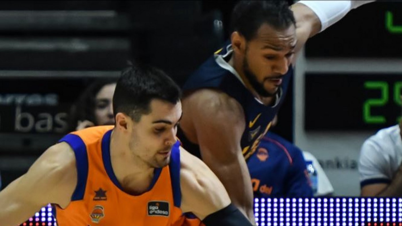 El UCAM Murcia CB cae 82-62 ante Valencia Basket
