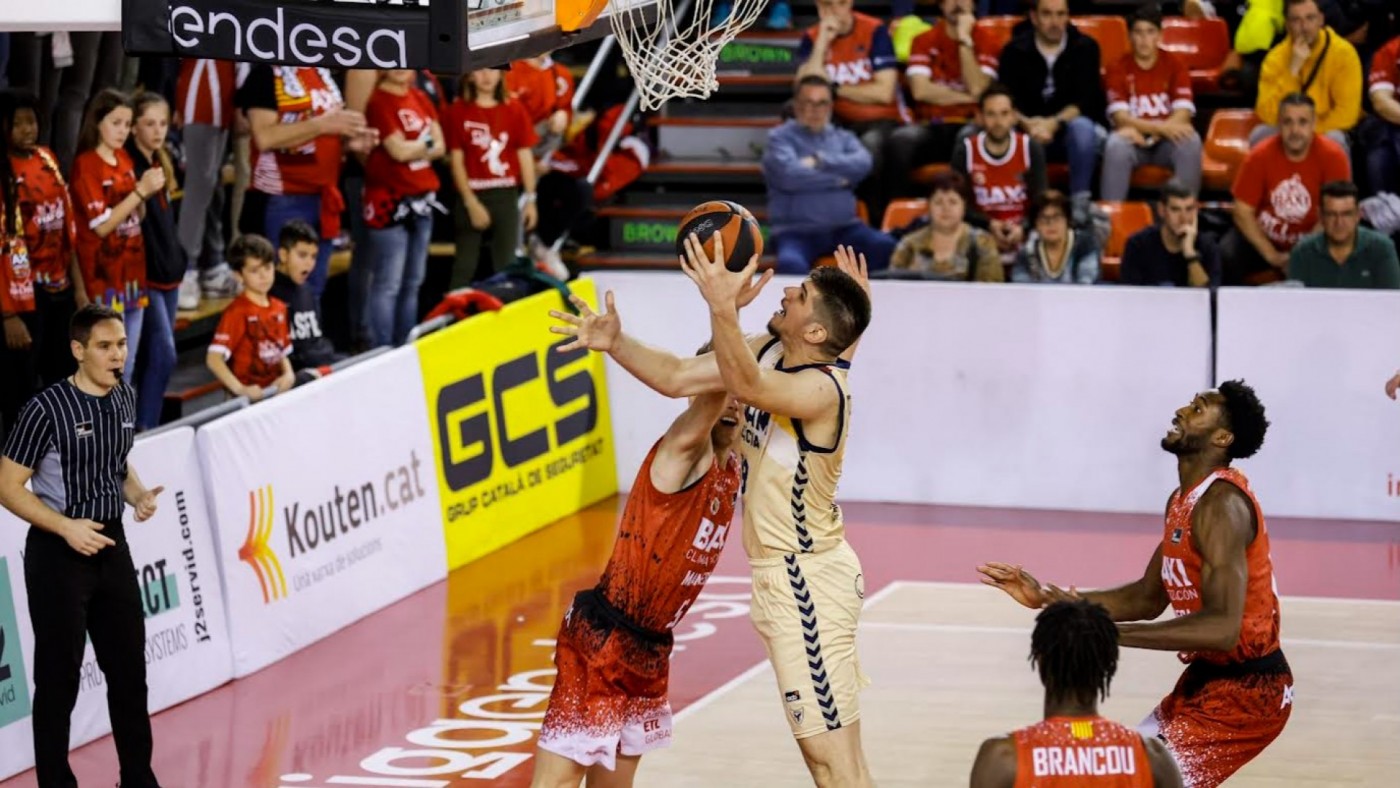 El UCAM Murcia se lleva la batalla ante Baxi Manresa (83-88)