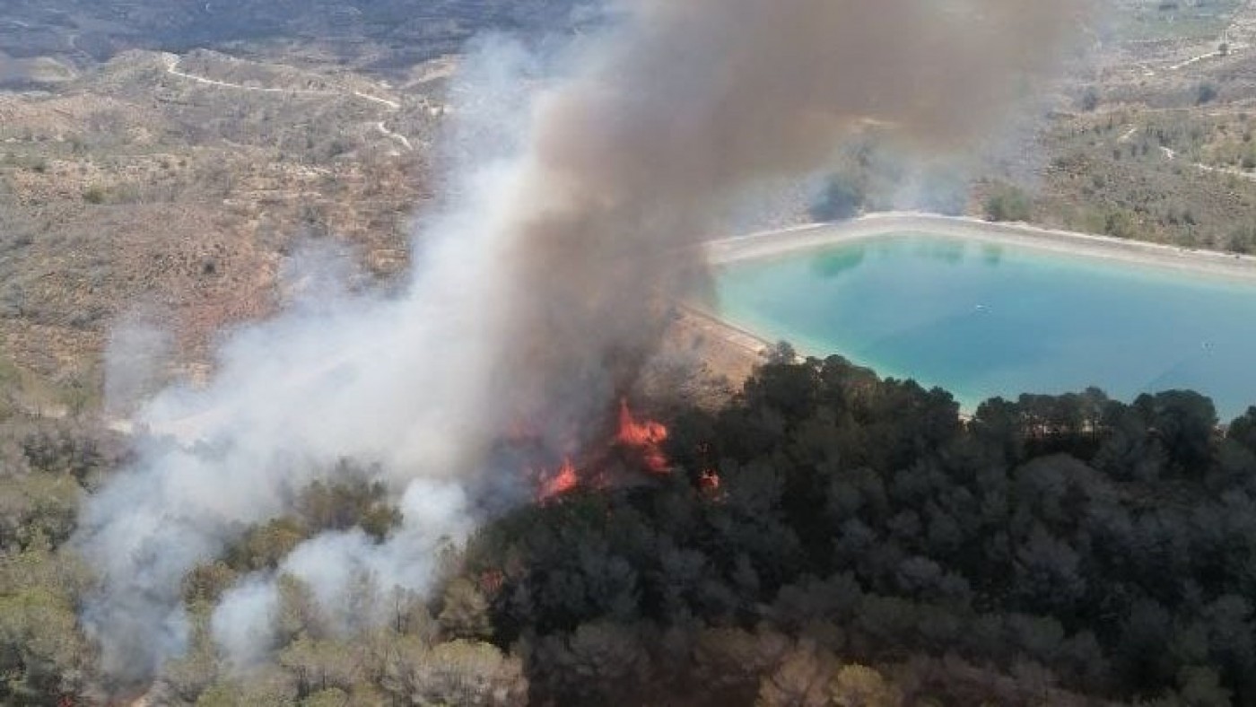 Incendio forestal en el monte Miravete de Torreagüera