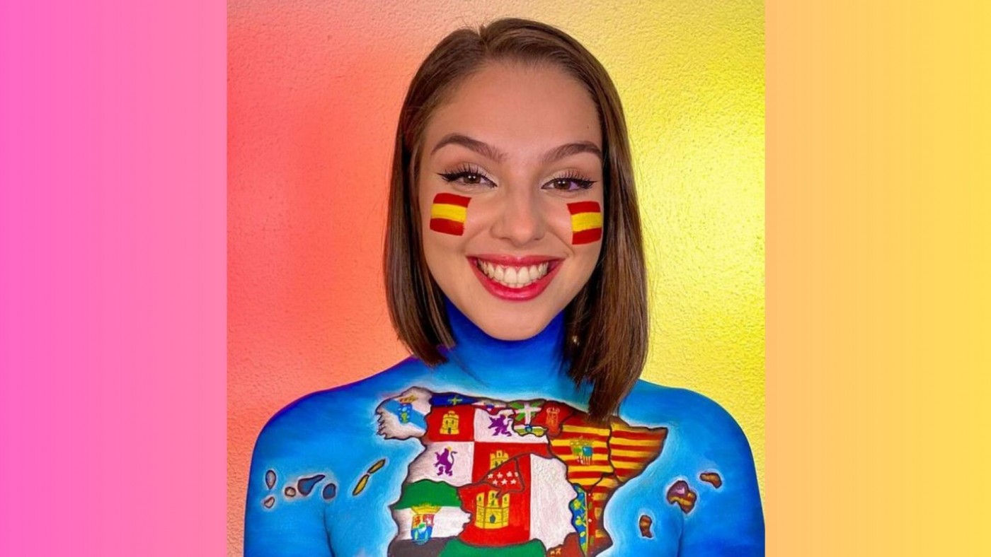 VÍDEO  La artista Kalon Bay une a España en el Día de la Fiesta Nacional  con la pintura corporal