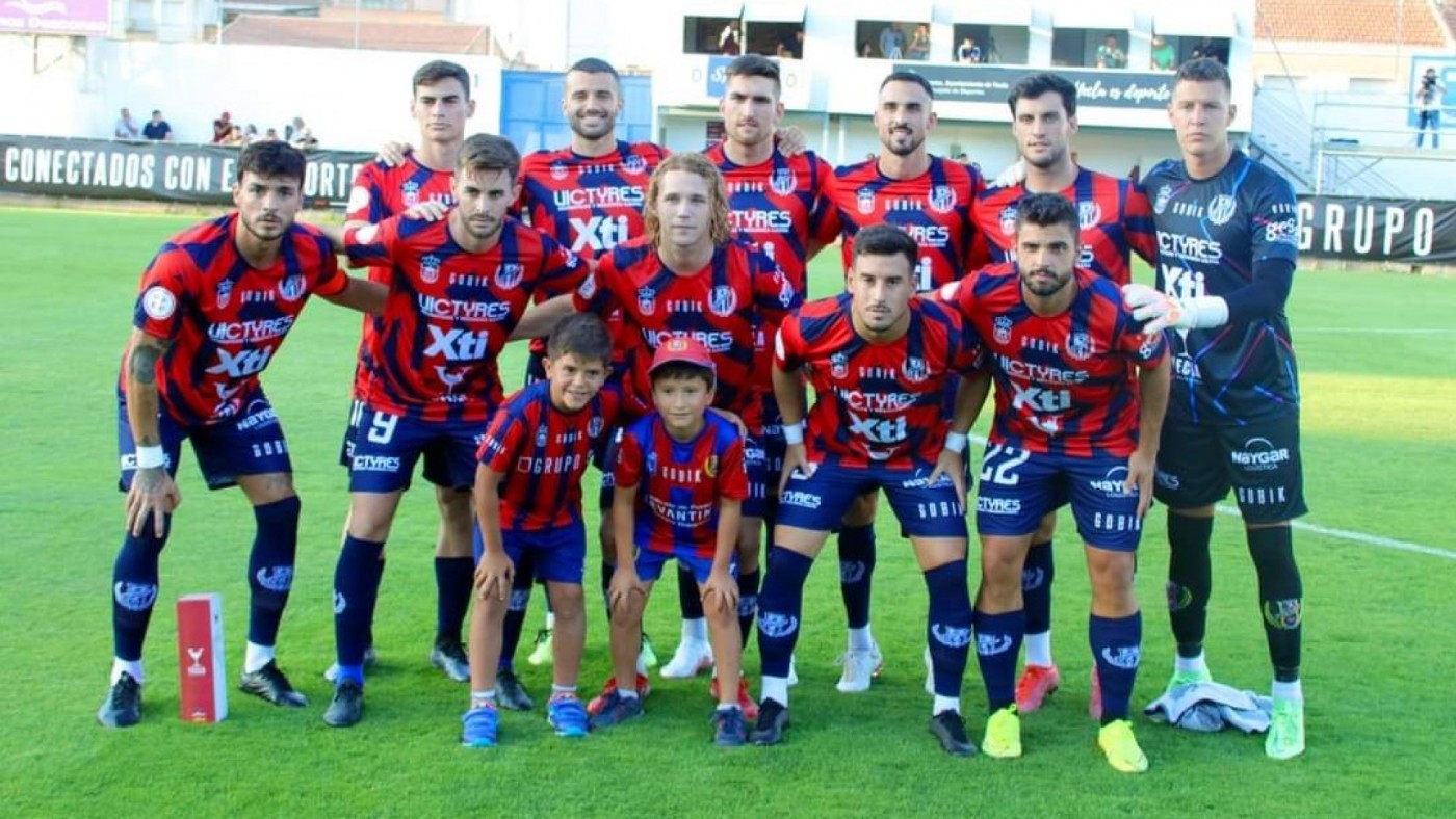 Gabri Clemente seguirá en el Yeclano