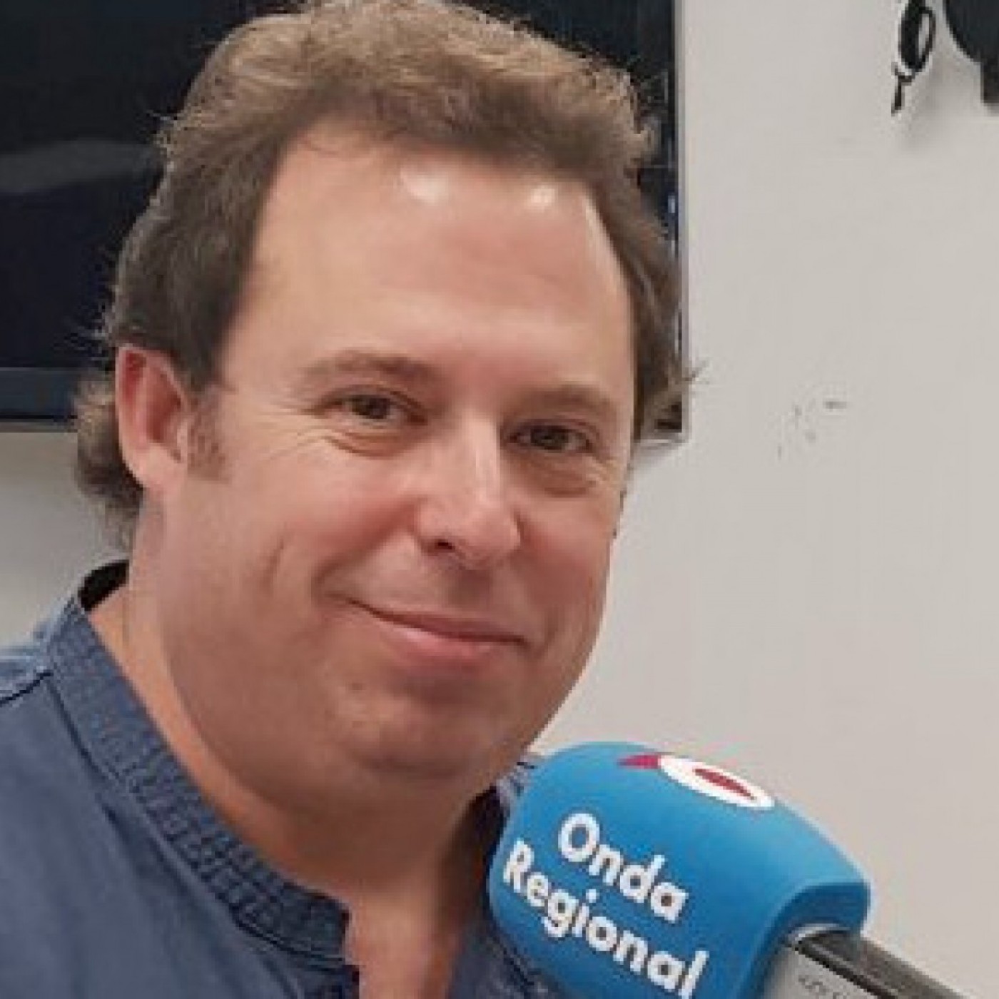 HOLLYWOOD CONFIDENCIAL