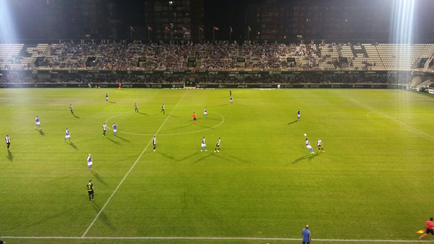 El Cartagena remonta y gana 3-1 al San Fernando