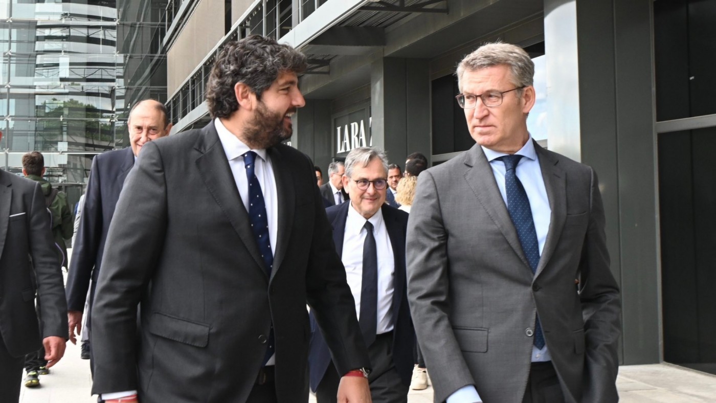López Miras ve "inadmisibles" los comentarios de Milei pero recuerda que Puente lo acusó de "tomar drogas"