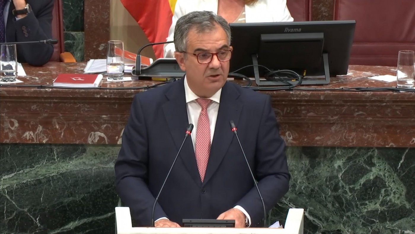 La Región reclama al Ministerio más financiación para la red eléctrica y evitar el riesgo de apagón