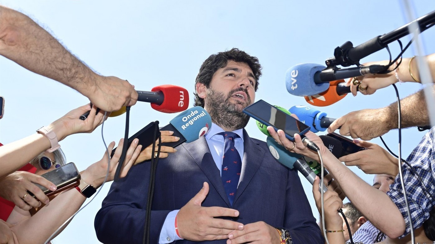 López Miras dice que "su mano está tendida" para llegar a acuerdos con VOX 