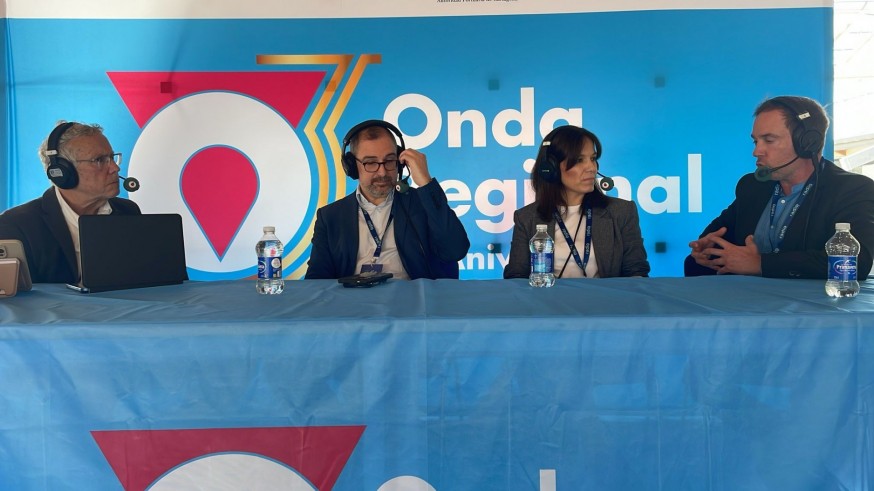 La radio pública autonómica se reivindica como la "atención primaria" de la información