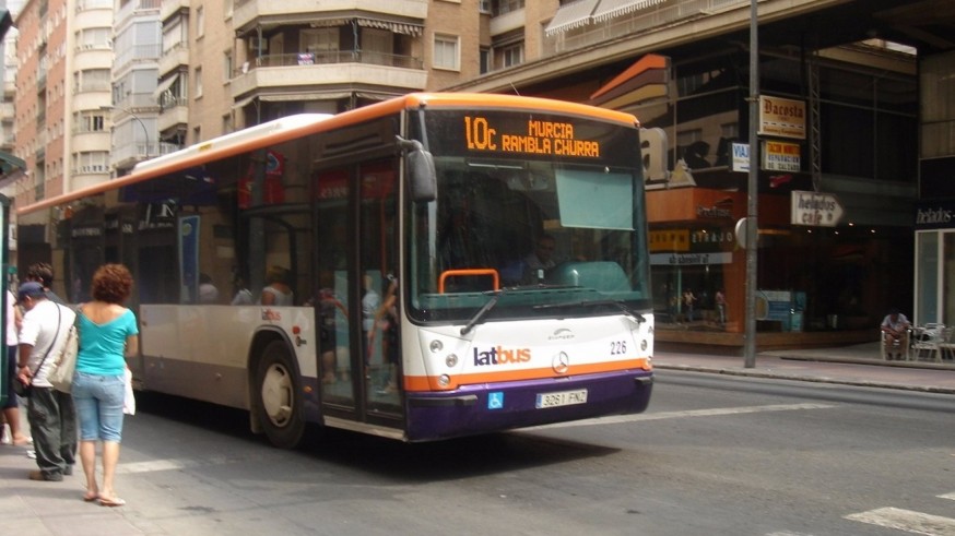 MurciaLab demanda un transporte público de calidad durante la Feria de Murcia