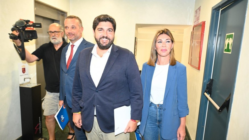 López Miras: "Lo que pase en la Región de Murcia puede pasar a nivel nacional tras el 23J"