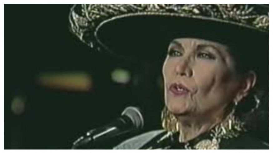 Homenaje a Lola Beltrán: A los mexicanos no tenemos que pedirles perdón, debemos darles las gracias