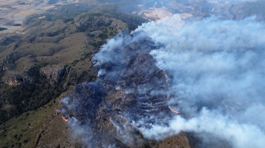 Incendio en la Sierra de Sopalmo de Jumilla