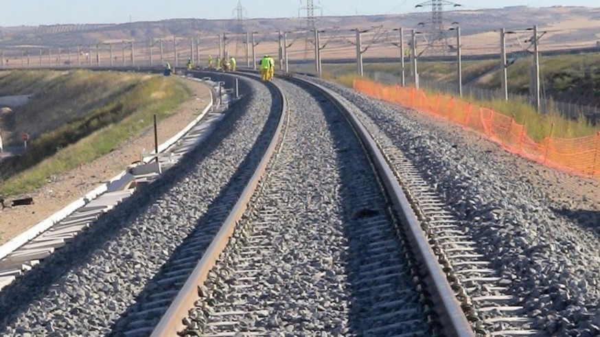 El Gobierno deja fuera de servicio público la línea ferroviaria Cartagena-Murcia-Albacete