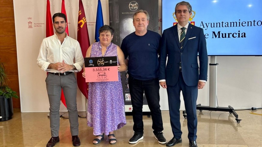 El Congreso Más Allá dona 3.555 euros para apoyar a personas con espina bífida en la Región de Murcia