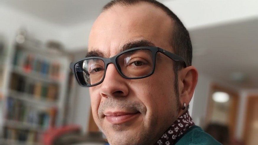 Federico Montalbán, columnista en "La Contraportada"
