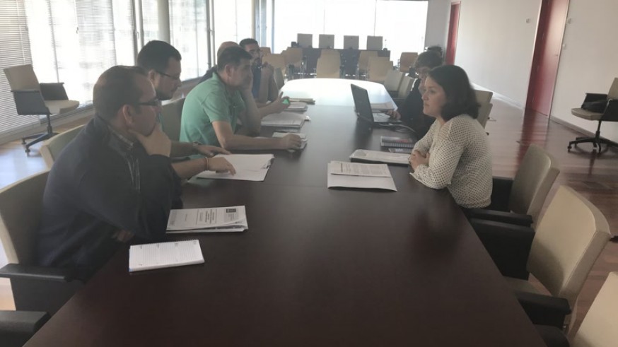 Reunión entre la concejal Lola Sánchez y los presidentes de juntas vecinales