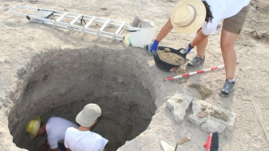 Más de 20 voluntarios en la X edición de trabajo arqueológico en "Las Cabezuelas"
