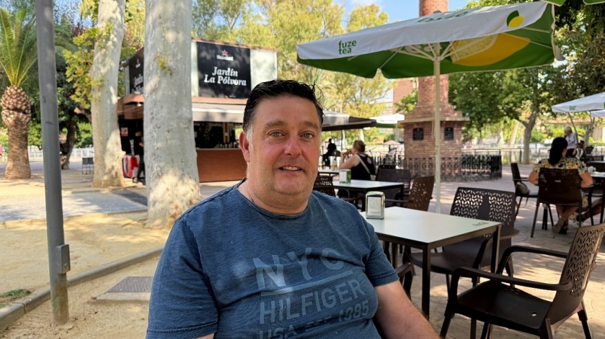 Personas que cuentan. Luis Alcázar habla con Manuel Blaya, empresario que dirige 5 establecimientos: tres en Murcia, en La Manga y en Los Alcázares