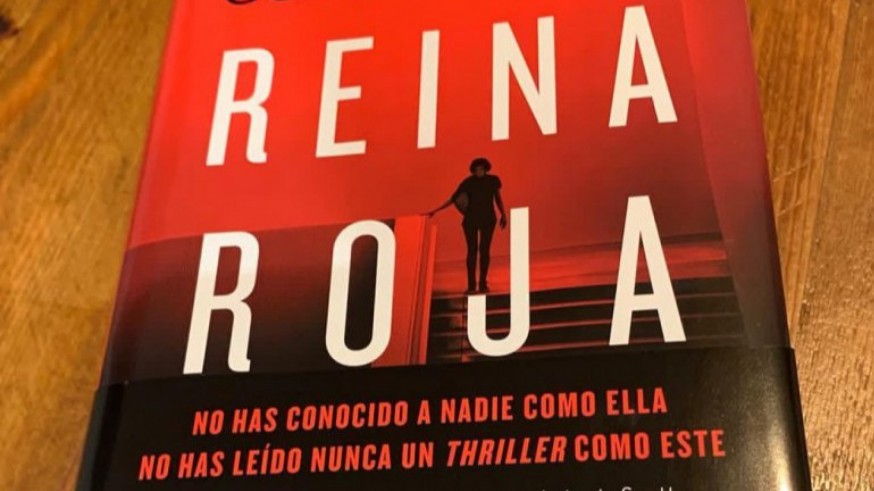 VIVA LA RADIO. En camisa de once varas. Diálogos con Juan Gómez-Jurado, autor de la novela Reina Roja