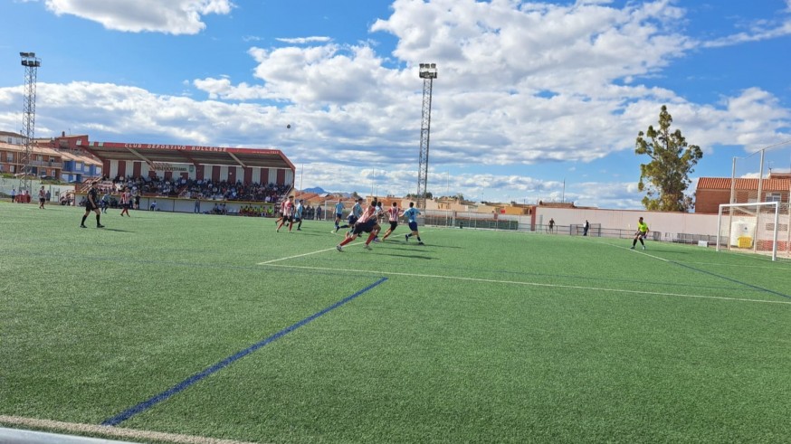 El Deportivo Marítimo da un paso de gigante para la salvación en Bullas (0-2)