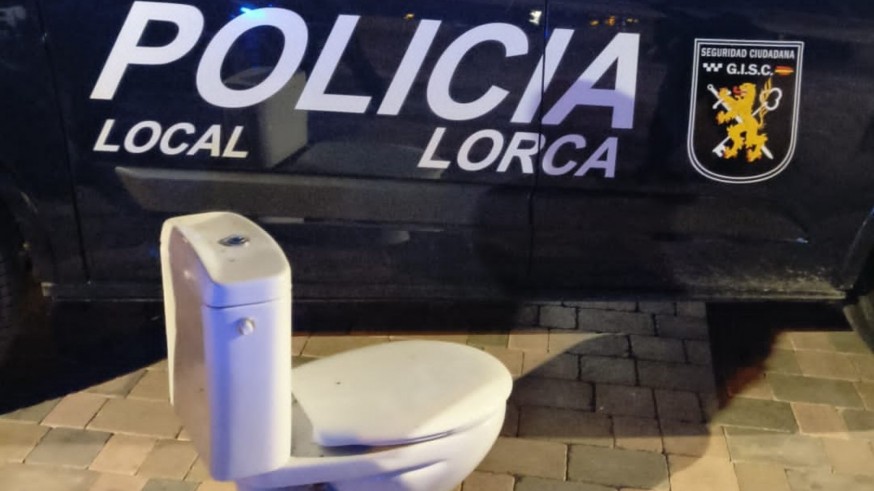 Detenido por robar un inodoro en la antigua iglesia de San Pedro de Lorca