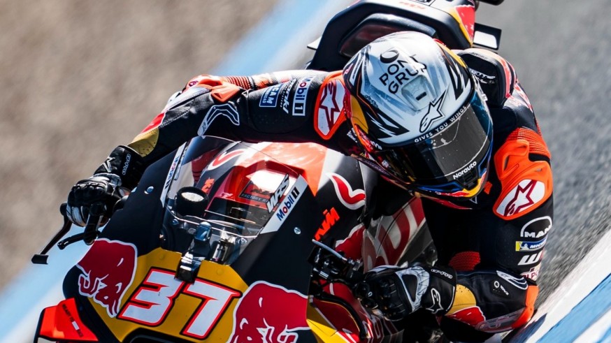 Acosta termina séptimo y Aldeguer abandona por caída el GP de España