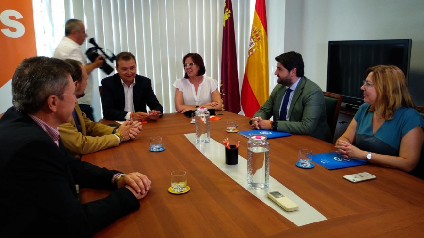 Reunión entre PP, C's y Vox en la Asamblea