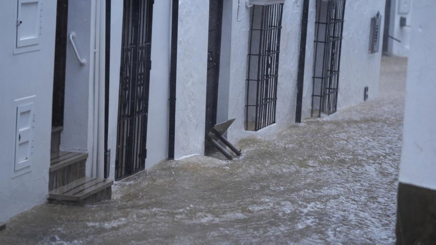 Ordenan el desalojo total de la localidad gaditana de Grazalema tras caer en las últimas horas más de 800 litros por metro cuadrado