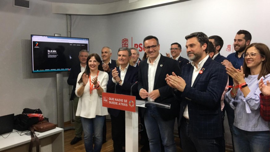 Conesa (PSOE) se muestra convencido de que es el inicio del 'cambio político' en Murcia