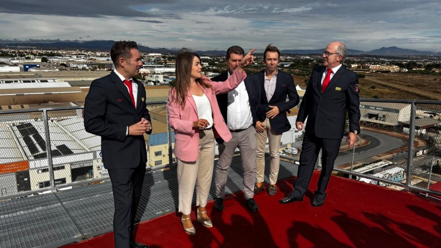 Terminada en Murcia la torre de maniobras para bomberos más grande de España