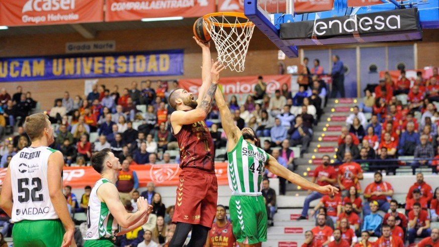 Victoria terapéutica del UCAM Murcia CB (76-72)