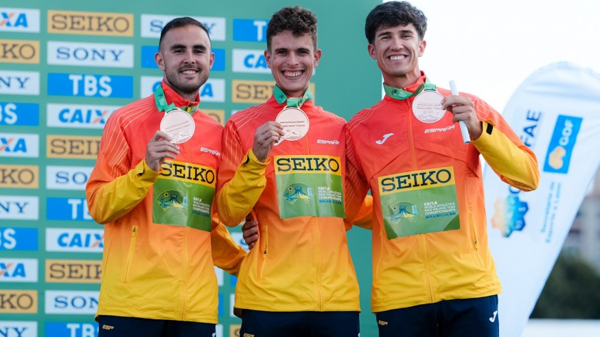 Manu Bermúdez conquista con España el bronce de Marcha