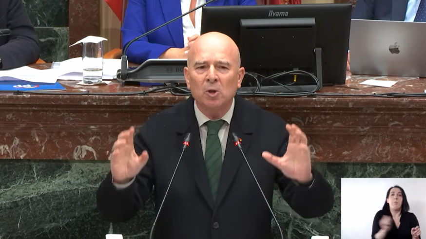 Vox anima a usar la "violencia" contra el aborto y la eutanasia 