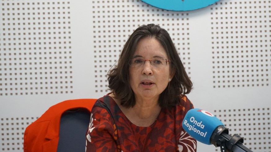 Mª José Catalán en los estudios de ORM