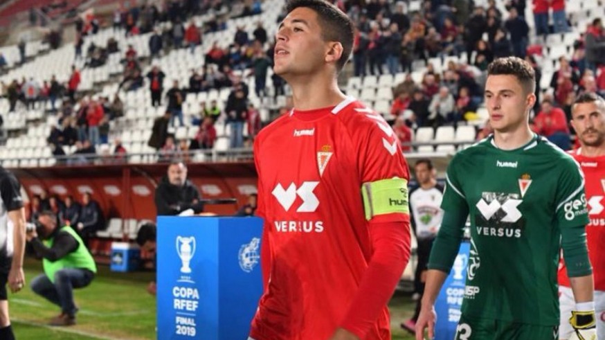 Vïctor Meseguer: "Tengo contrato pero en fútbol no sabes lo que ocurrirá"