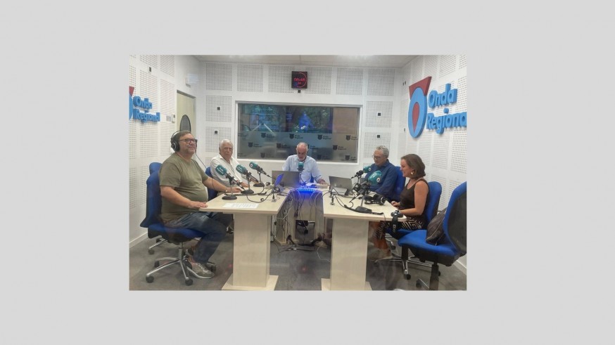 TERTULIA EN PLAZA PÚBLICA NOTICIAS 