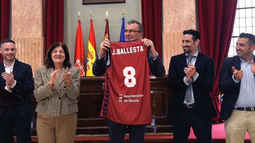José Miguel Garrido: "Siempre hemos sentido muy cerca a José Ballesta"