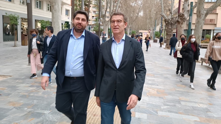 Núñez Feijóo presenta en Murcia su candidatura a presidir el PP 