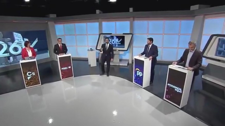Debate en el plató de 7TV