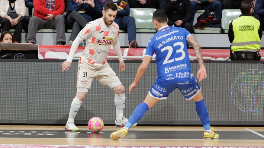 ElPozo se enmaraña ante Manzanares y cede el liderato