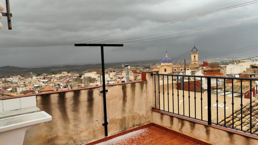 El 112 atiende una decena de incidencias por la fuerte lluvia en Santomera y Murcia