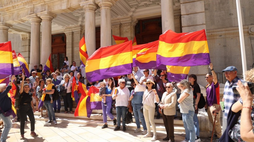 La Asociación de Memoria Histórica de Cartagena reivindica la 3ª República