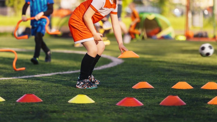 Detienen a un padre por agredir a un niño de 12 años en un partido de fútbol