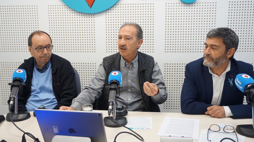 José Navarro, César Comuñas y Antonio Prieto de la Asociación de Cáncer de Próstata