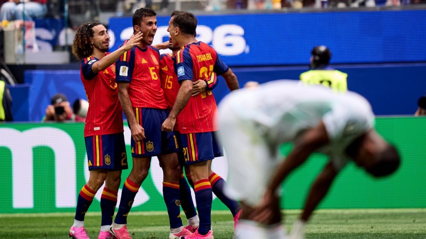 España vence a Austria y está en los octavos de final del Mundial