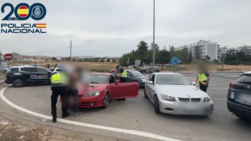 Detenido en Alcantarilla tras huir de un control sin carné y con una orden de alejamiento incumplida