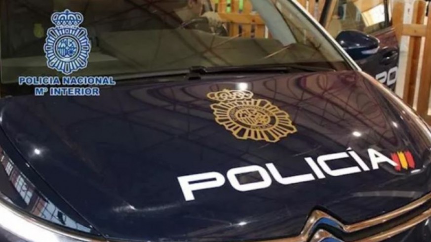vehículo de la policía nacional
