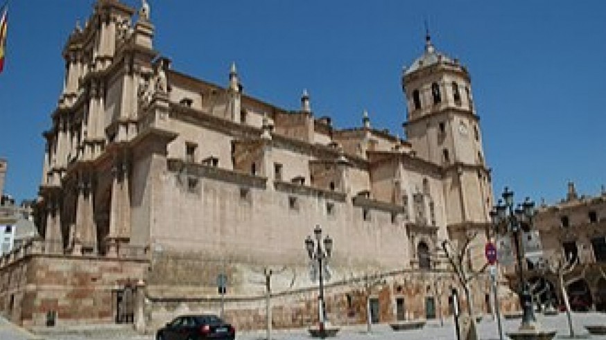 El embajador de Irlanda estrecha los lazos históricos con Lorca en la festividad de San Patricio