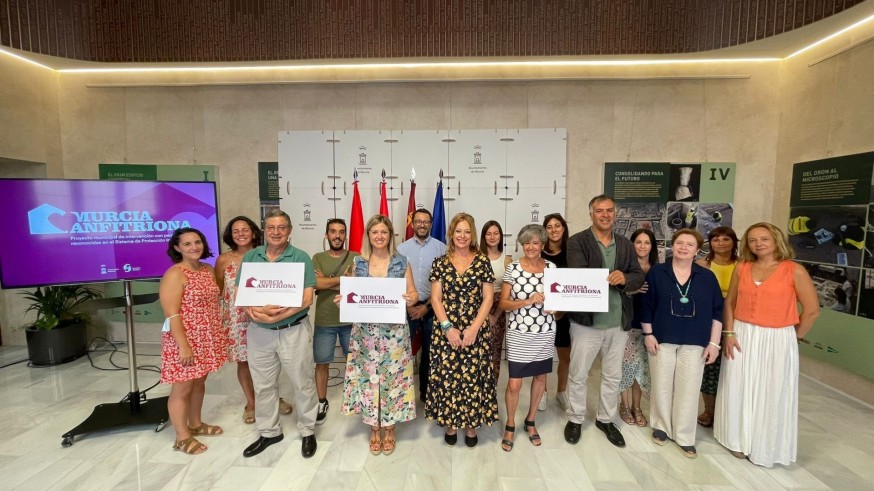 Los murcianos podrán prestar apoyo a familias refugiadas con el programa 'Murcia Anfitriona' 